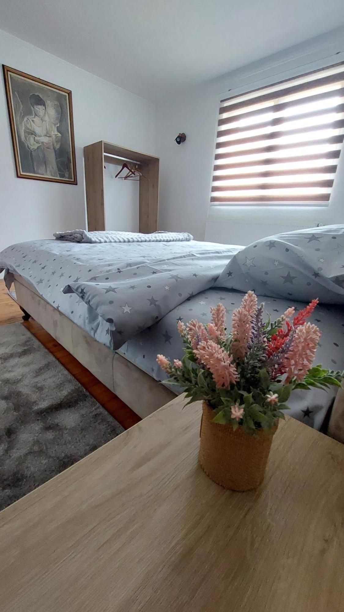 Apartment "Mira" Foca Esterno foto